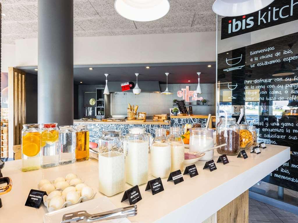 Hotel Ibis Bilbao Barakaldo Restaurante foto